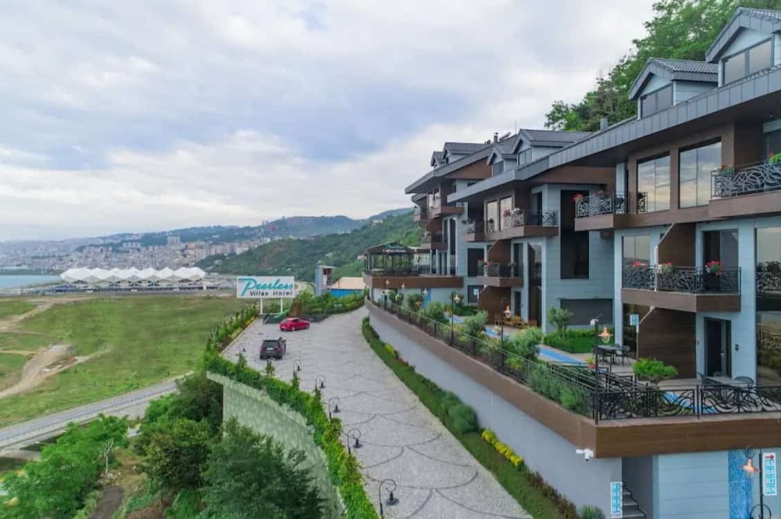 Bahçe Manzaralı Teras Oda