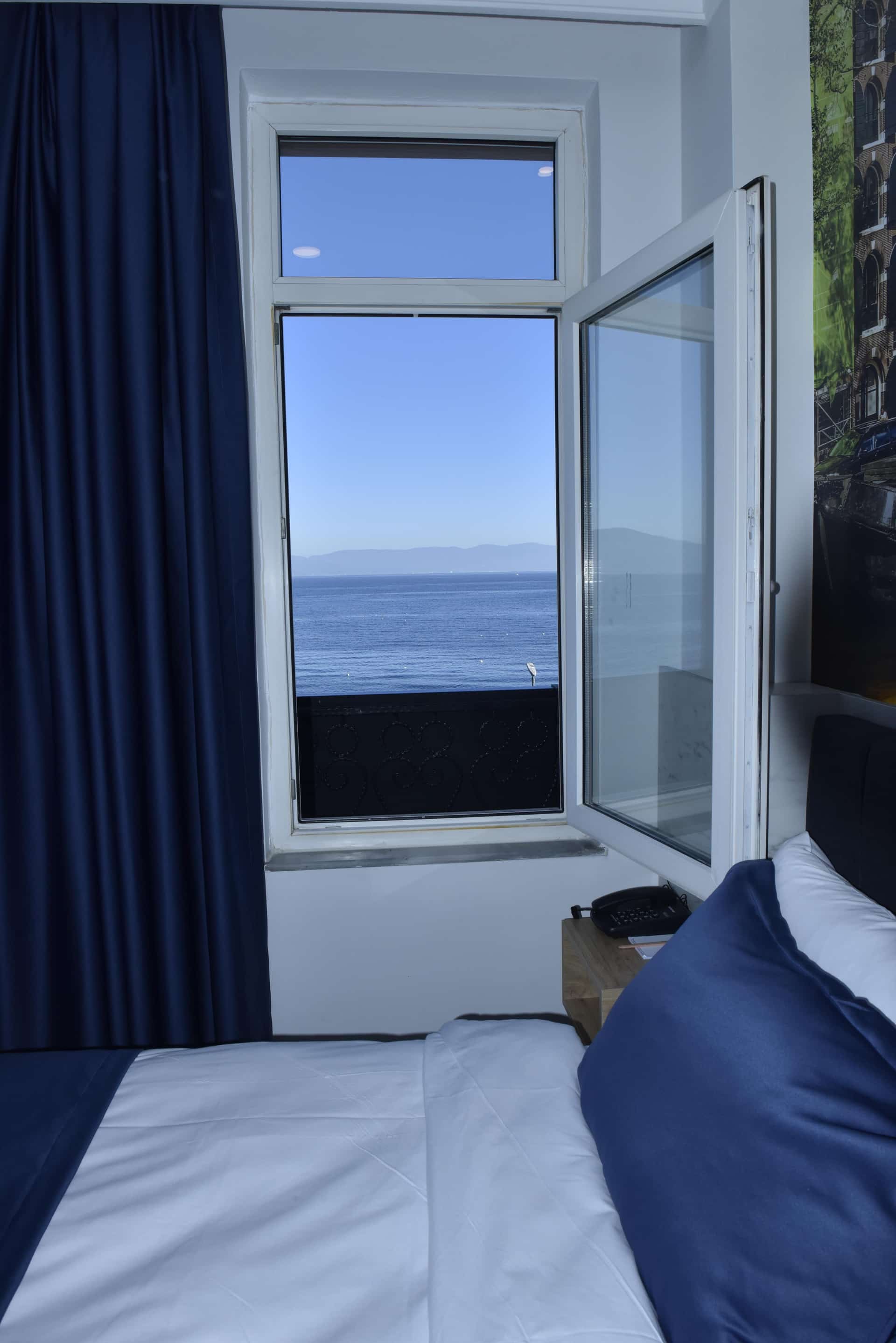 Standardzimmer mit Meerblick