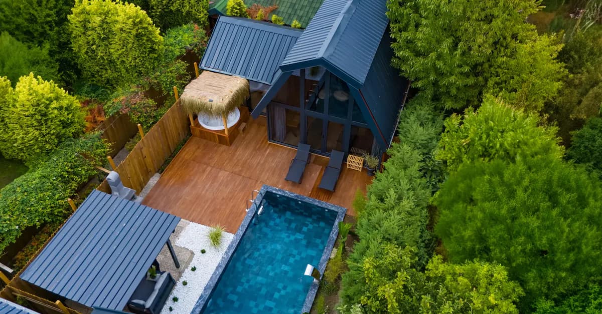 Privacy-Focused Private Pool Accommodation