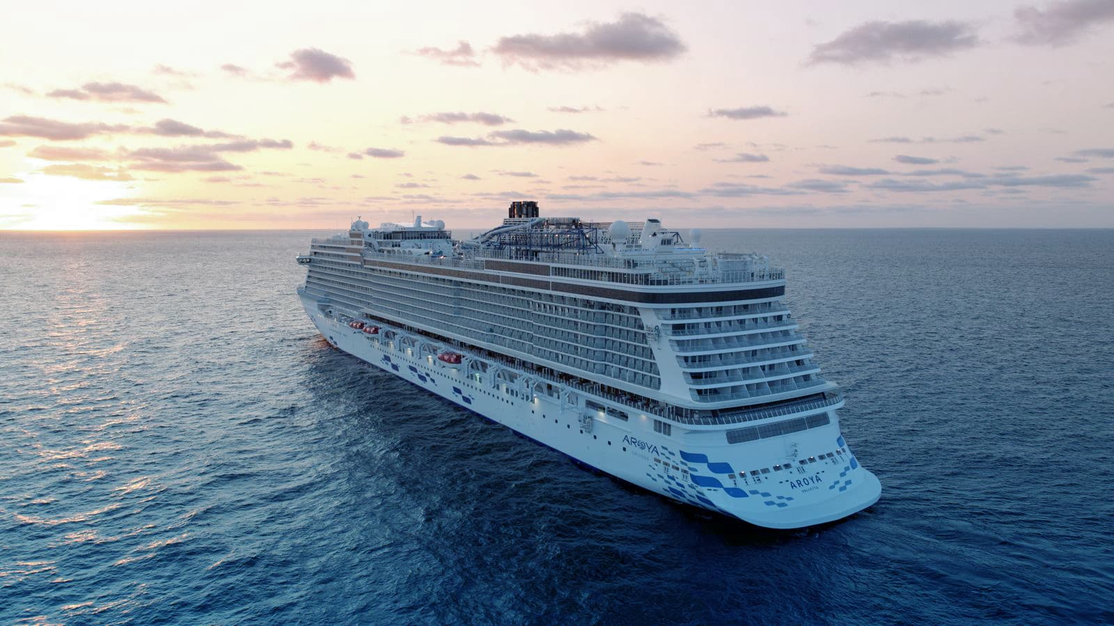 Aroya Cruise'da Ramazan Bayramı: Denizde Maneviyat ve Geleneksel Coşku
