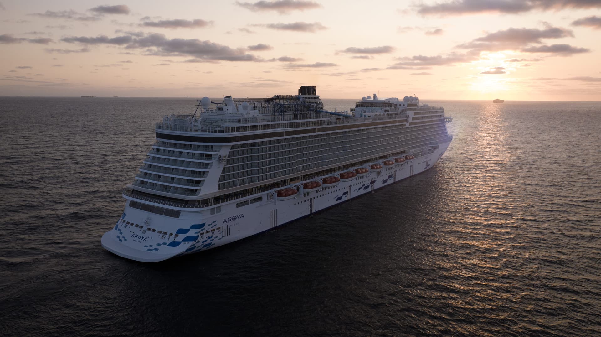 aroya cruise ship red sea and pool