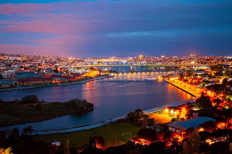 ebu eyyub el ensari turbesi girisi