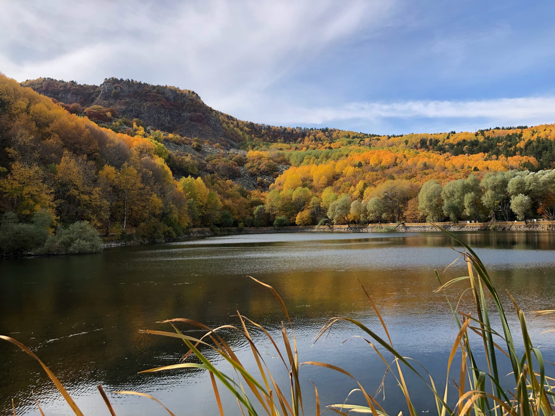 Cubuk-Karagoel-Naturpark-Wald-und-See