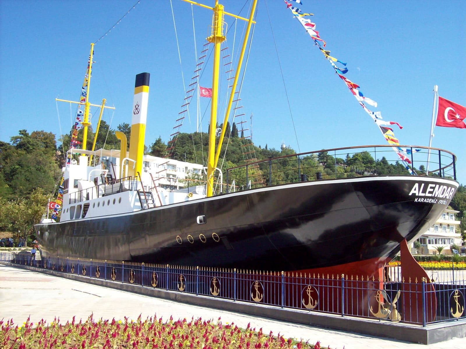 gazi alemdar ship museum eregli coast