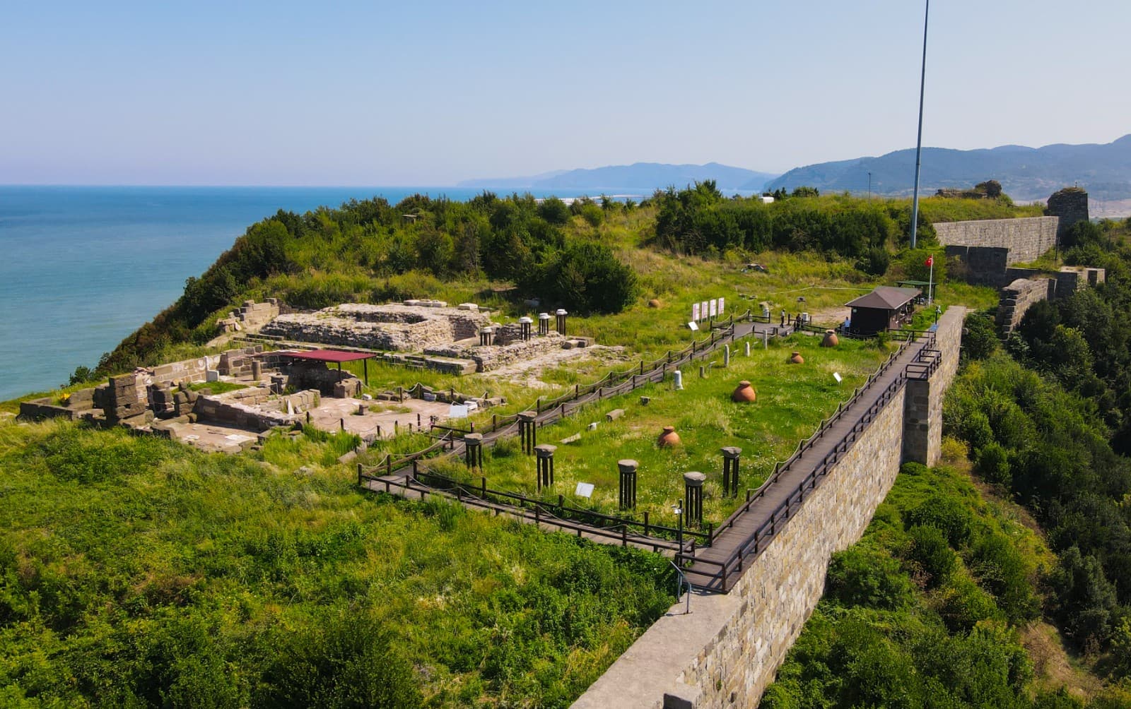 filyos castle and black sea view