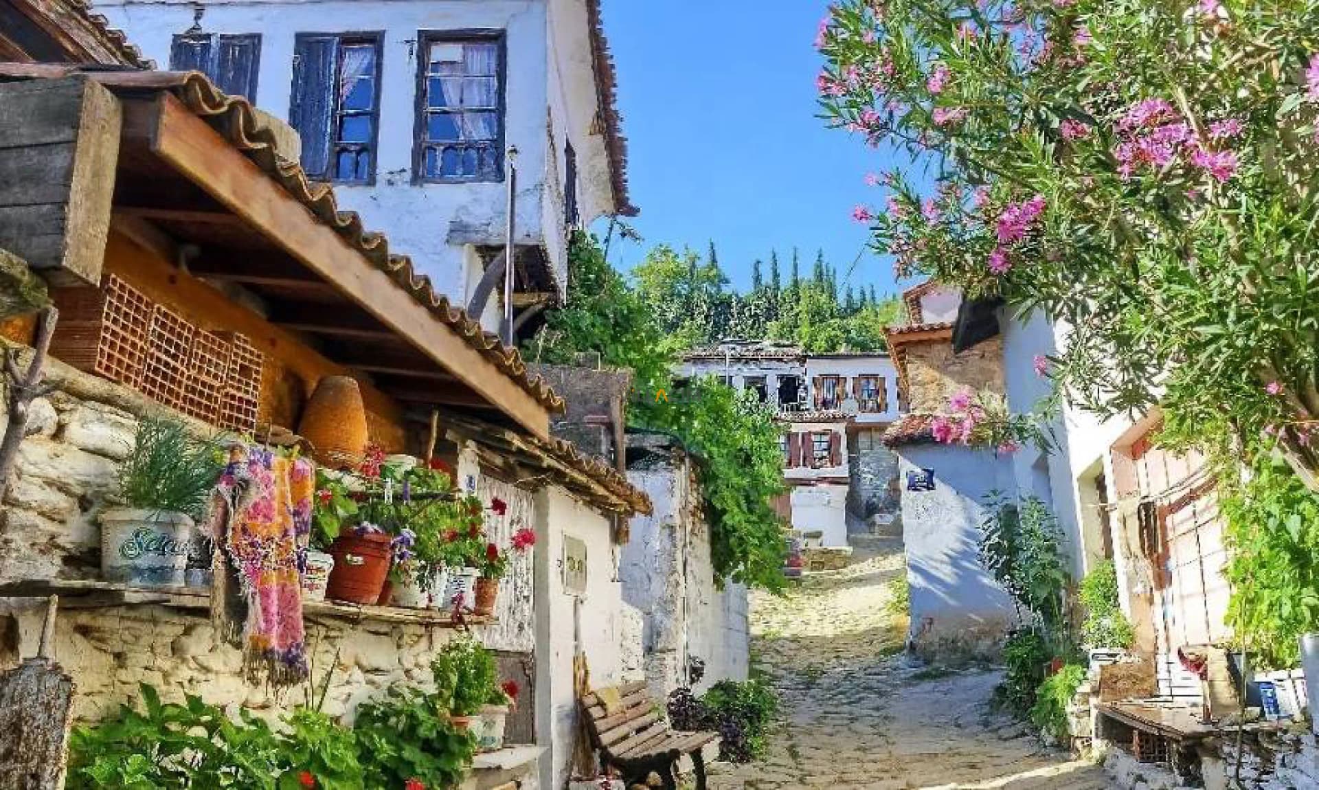 Konaklama ve Mahremiyete Uygun Tesisler