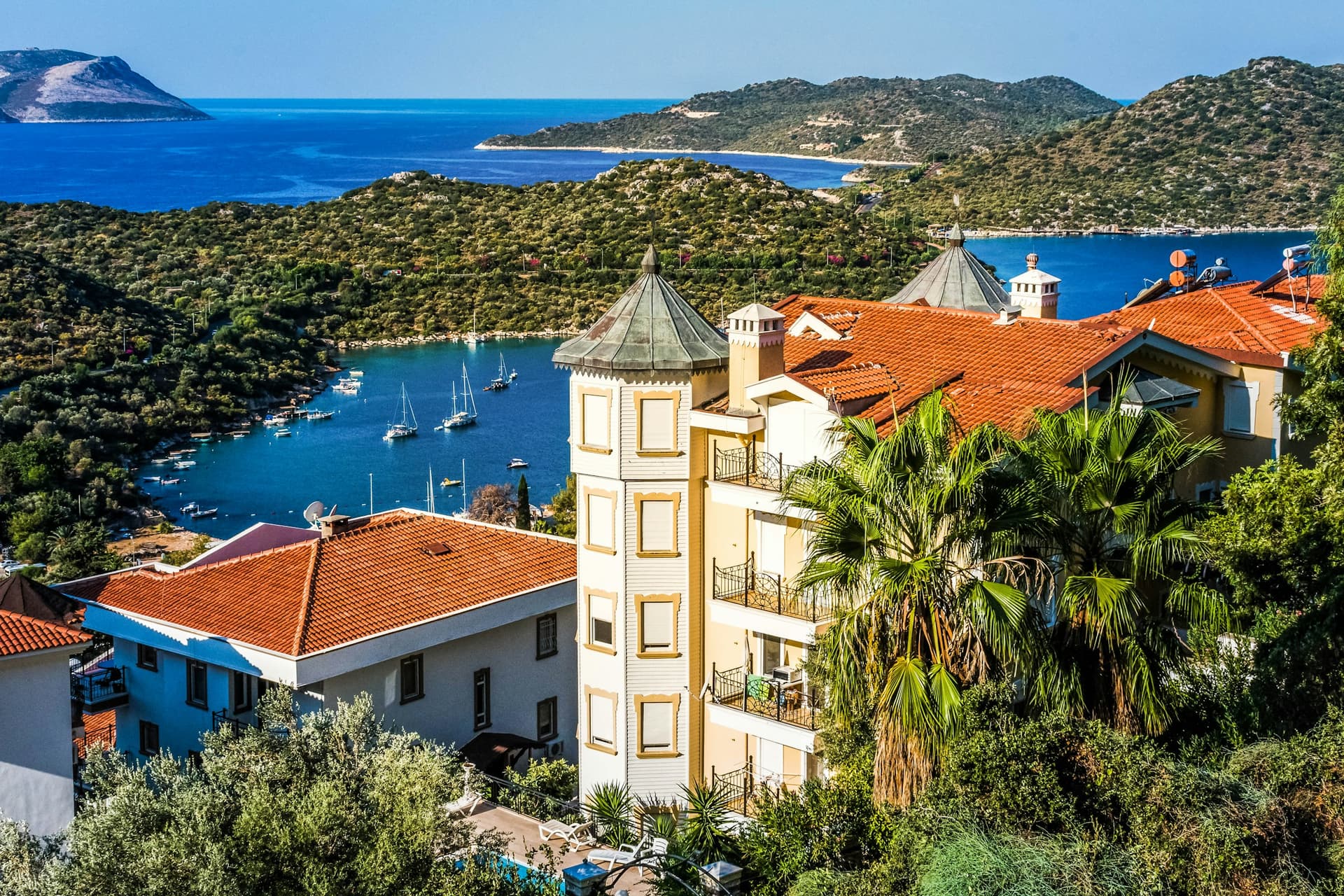 3. Helal Tatil Köylerinin Zirvesi: Antalya ve Alanya