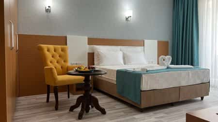 Standardzimmer mit Landblick