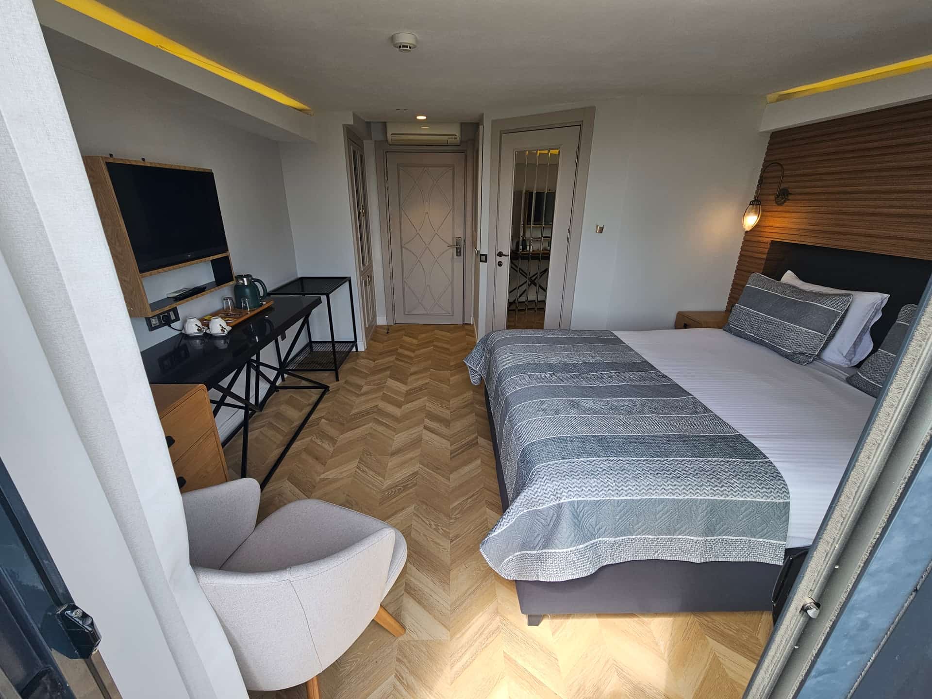 Premium Room